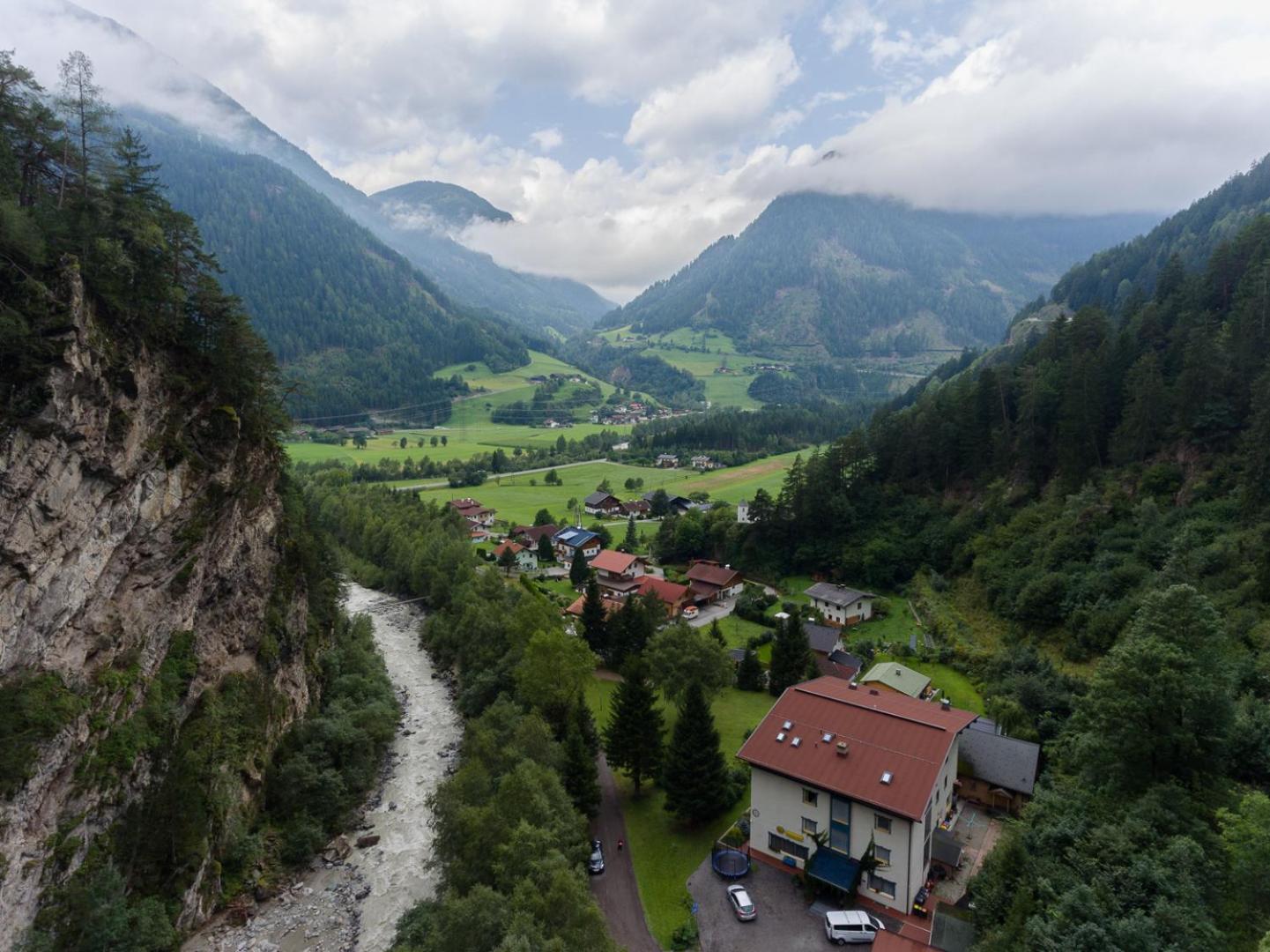 Sportland Inn Unterpeischlach エクステリア 写真